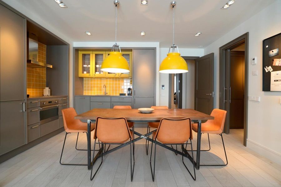 Midtown Apartment *